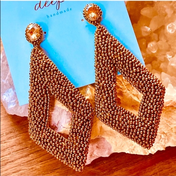 Deepa Gurnani Jewelry - NWT Deepa Gurnani Beaded Diamond Chandeliers